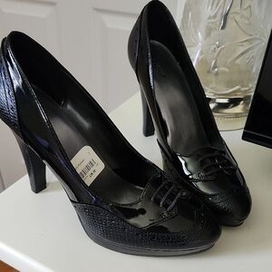 FIONI Clothing Black Heels Sleek Design